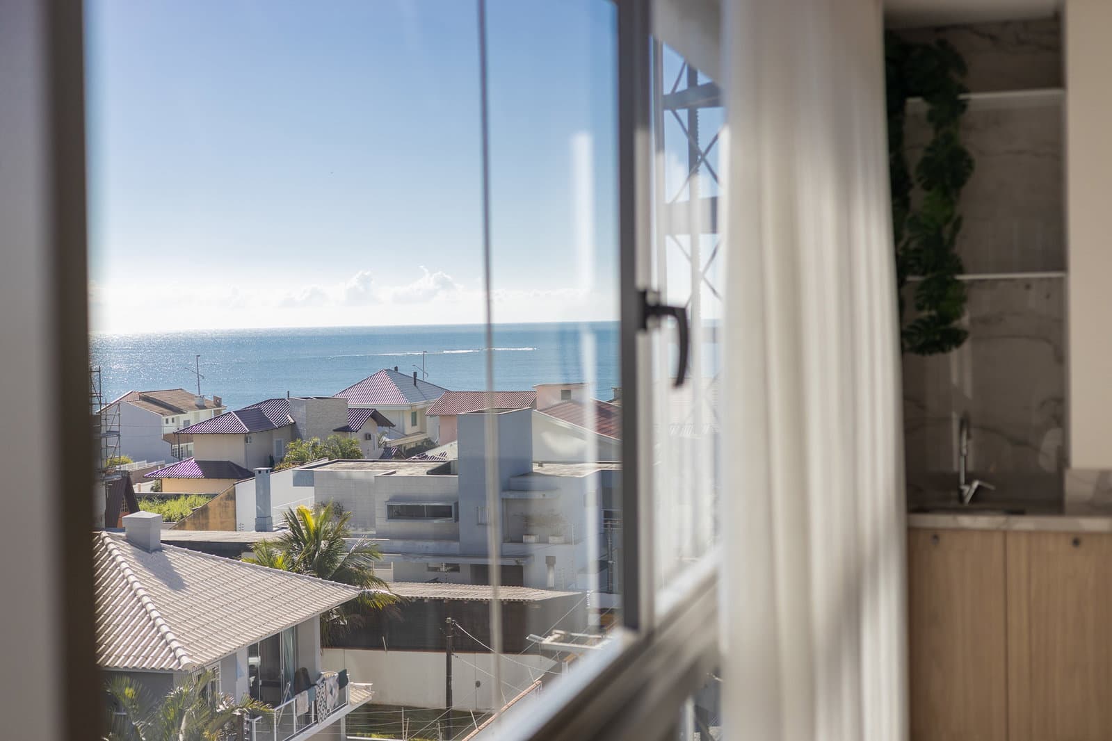3.500 Beach House
