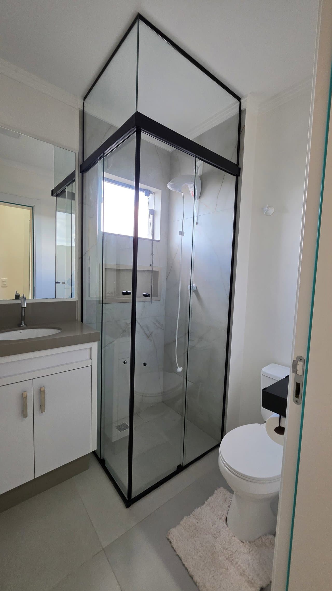 Apartamento de 2 quartos com 1 suíte e 70 m² em Bal. Piçarras