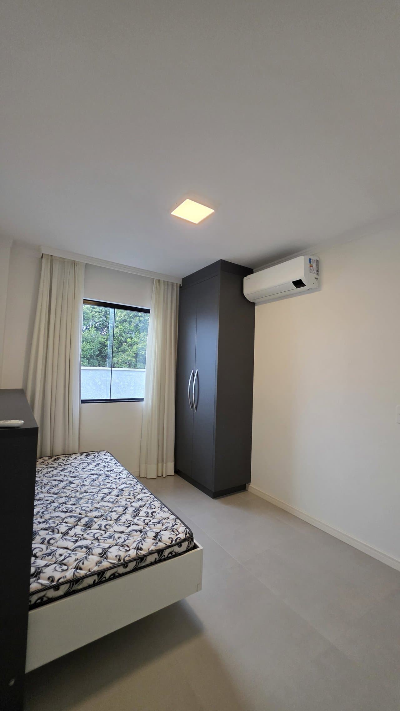 Apartamento de 2 quartos com 1 suíte e 70 m² em Bal. Piçarras