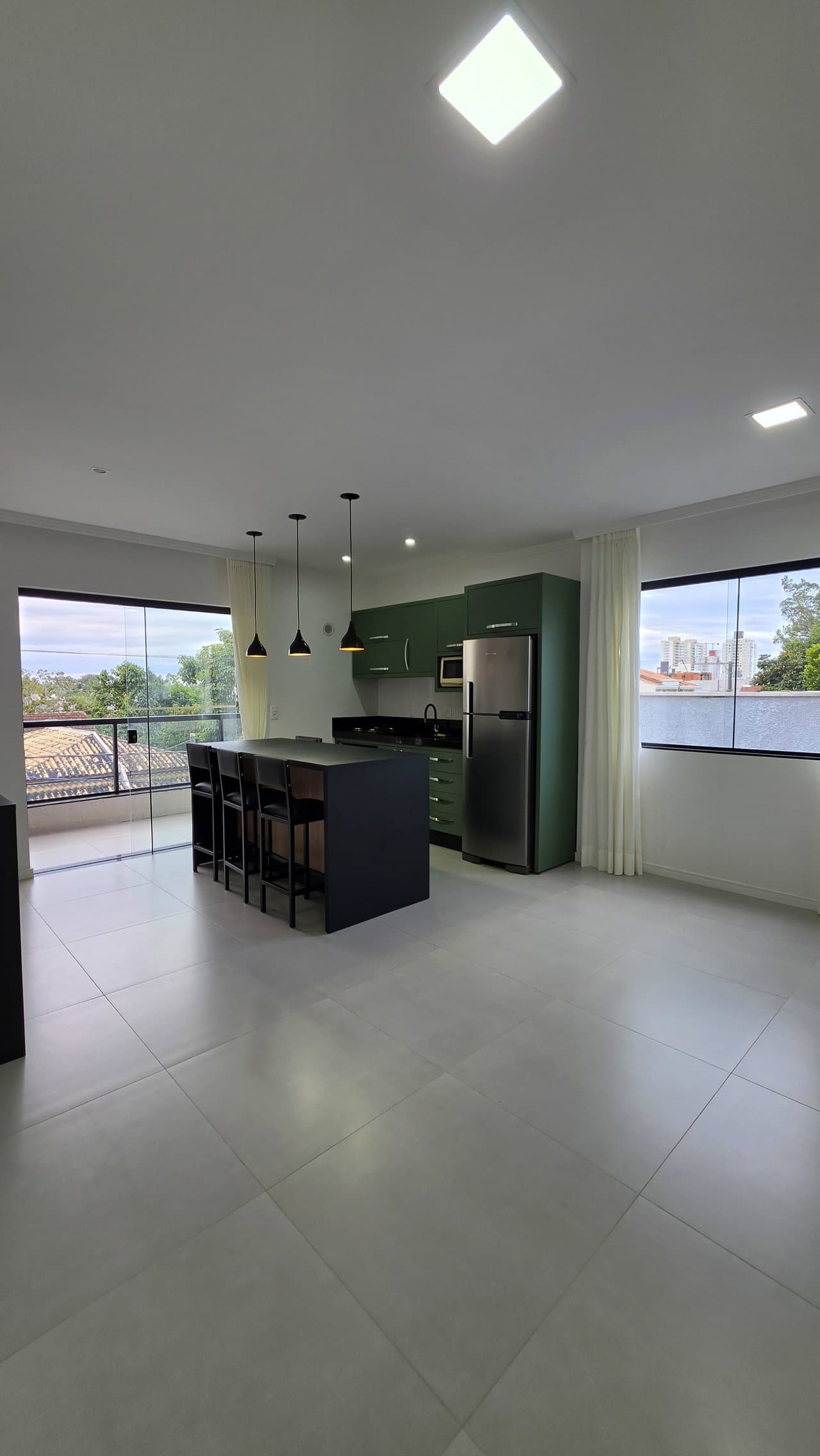 Apartamento de 2 quartos com 1 suíte e 70 m² em Bal. Piçarras