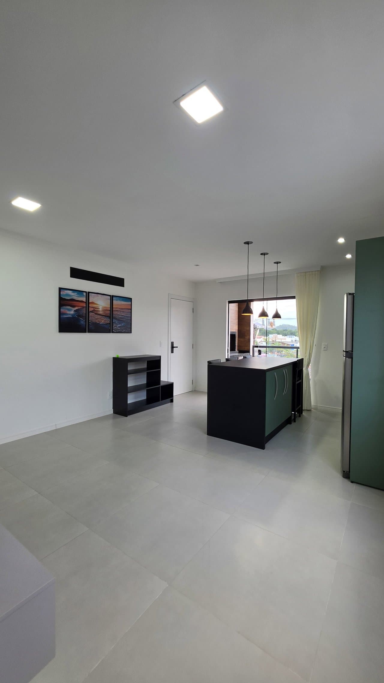 Apartamento de 2 quartos com 1 suíte e 70 m² em Bal. Piçarras