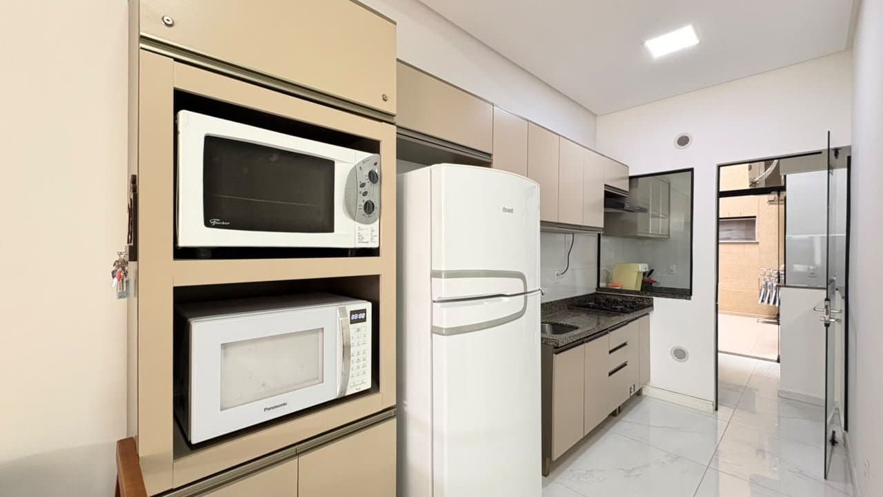 Apartamento de 3 quartos com 1 suíte e 73 m² em Bal. Piçarras