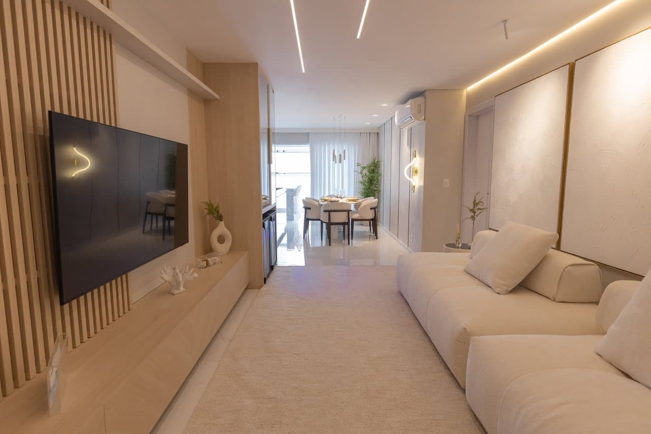 Apartamento de 3 quartos com 3 suítes e 145 m² em Bal. Piçarras