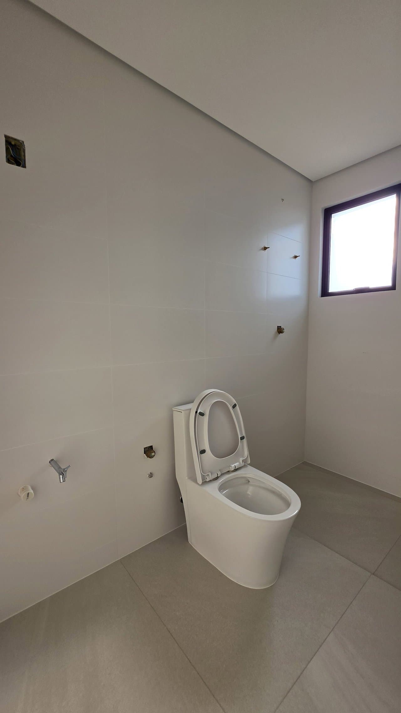 Apartamento de 3 quartos com 3 suítes e 145 m² em Bal. Piçarras