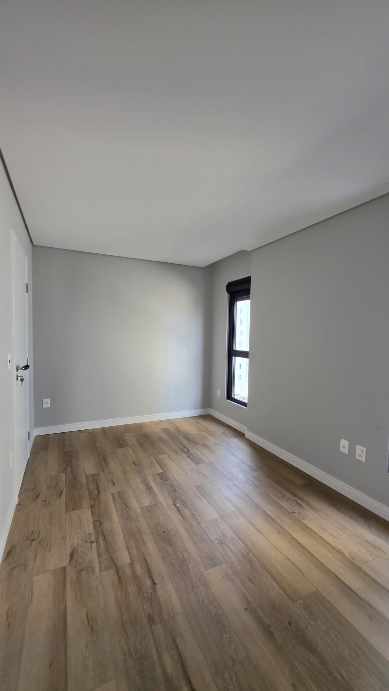 Apartamento de 3 quartos com 3 suítes e 141 m² em Bal. Piçarras