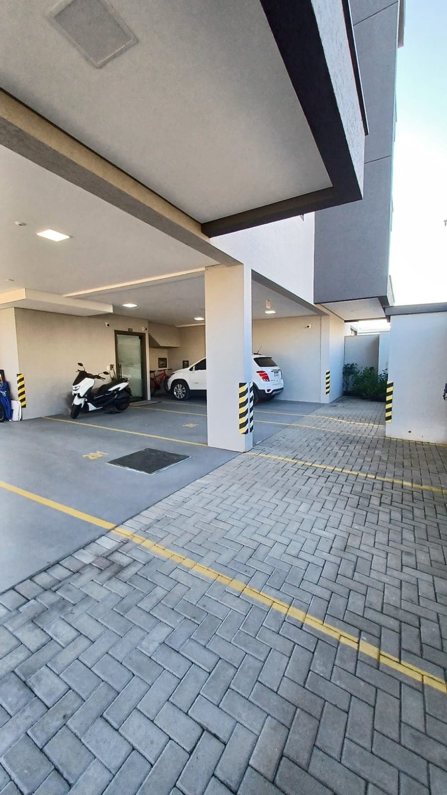 Apartamento de 2 quartos com 2 suítes e 72 m² em Bal. Piçarras