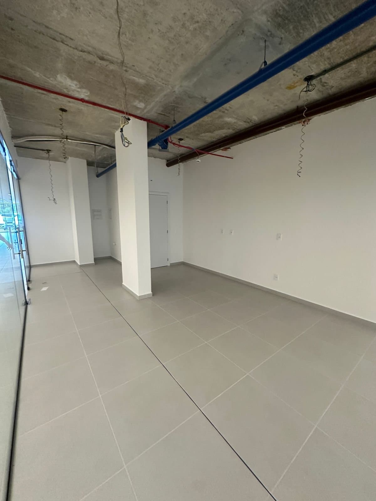 Sala Comercial 34 m² em Bal. Piçarras