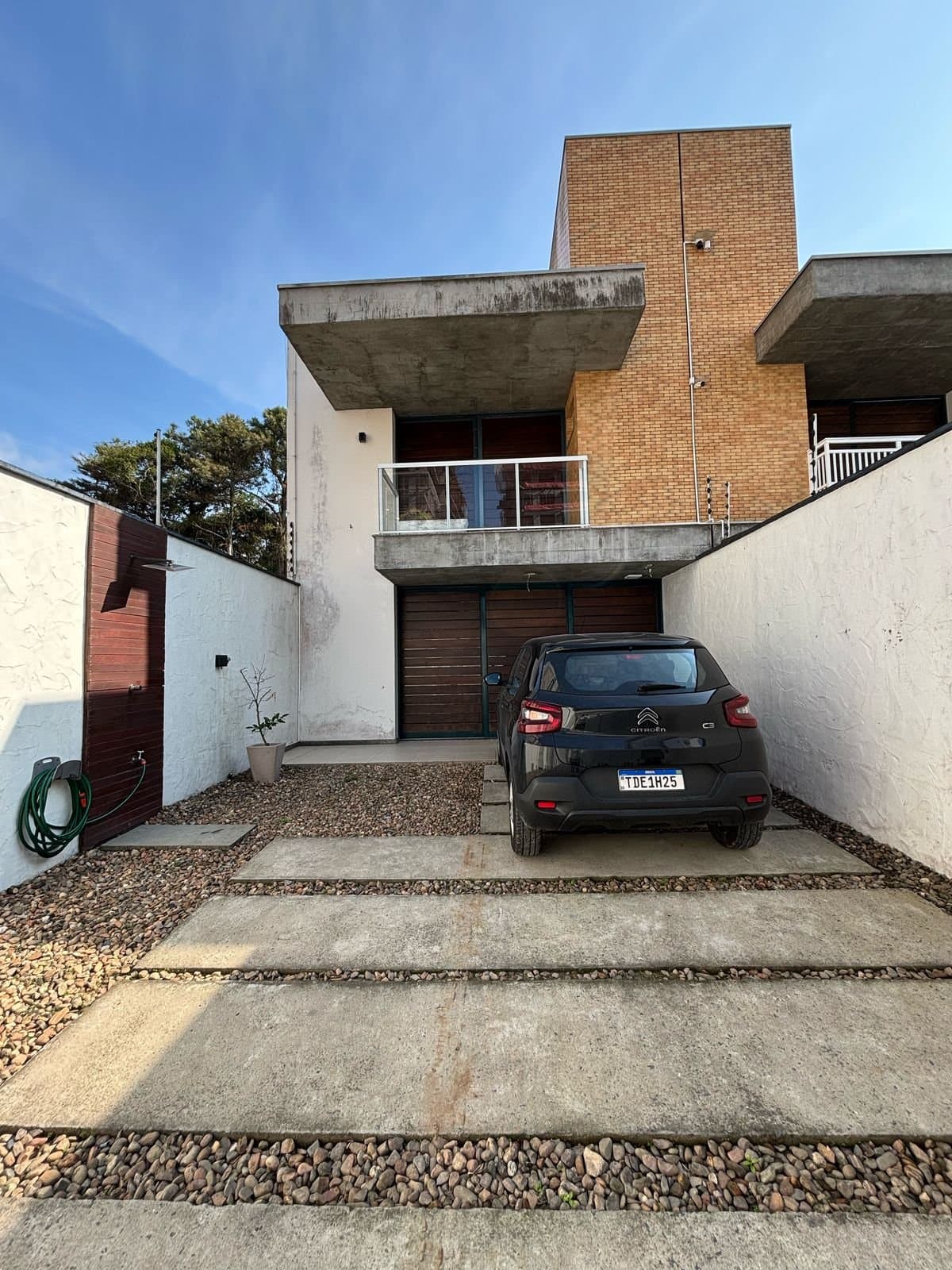 Casa de 3 quartos com 3 suítes e 145 m² em Bal. Piçarras