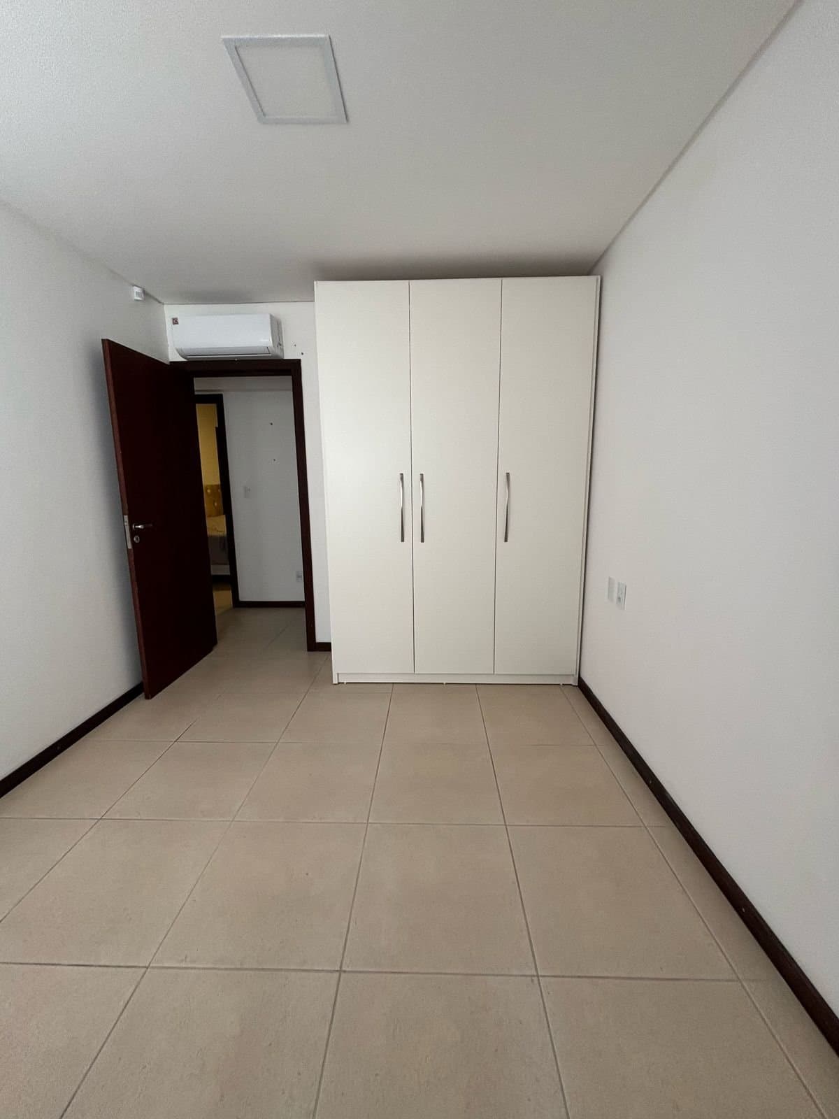 Casa de 3 quartos com 3 suítes e 145 m² em Bal. Piçarras