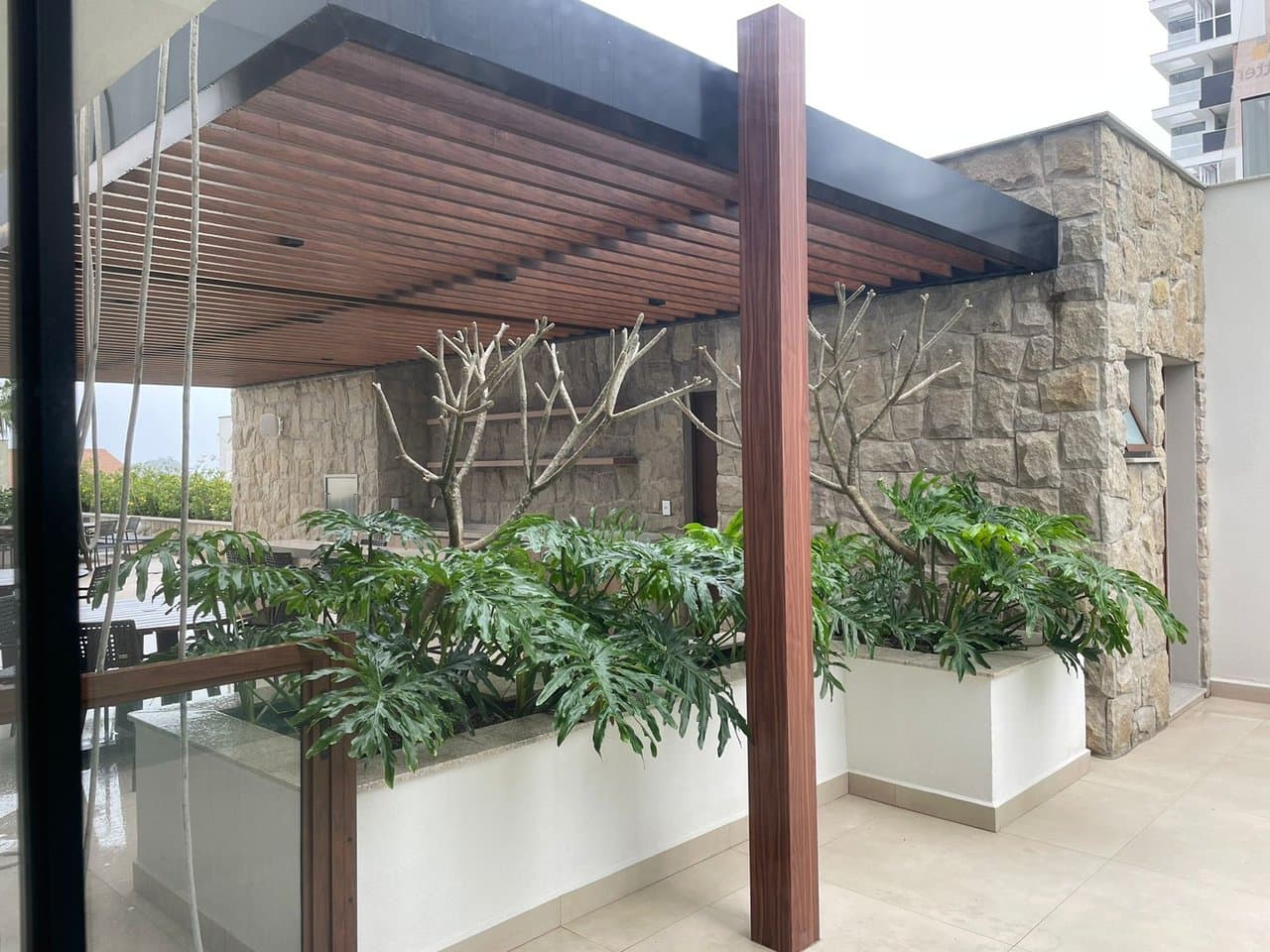 Apartamento de 4 quartos com 4 suítes e 199 m² em Bal. Piçarras