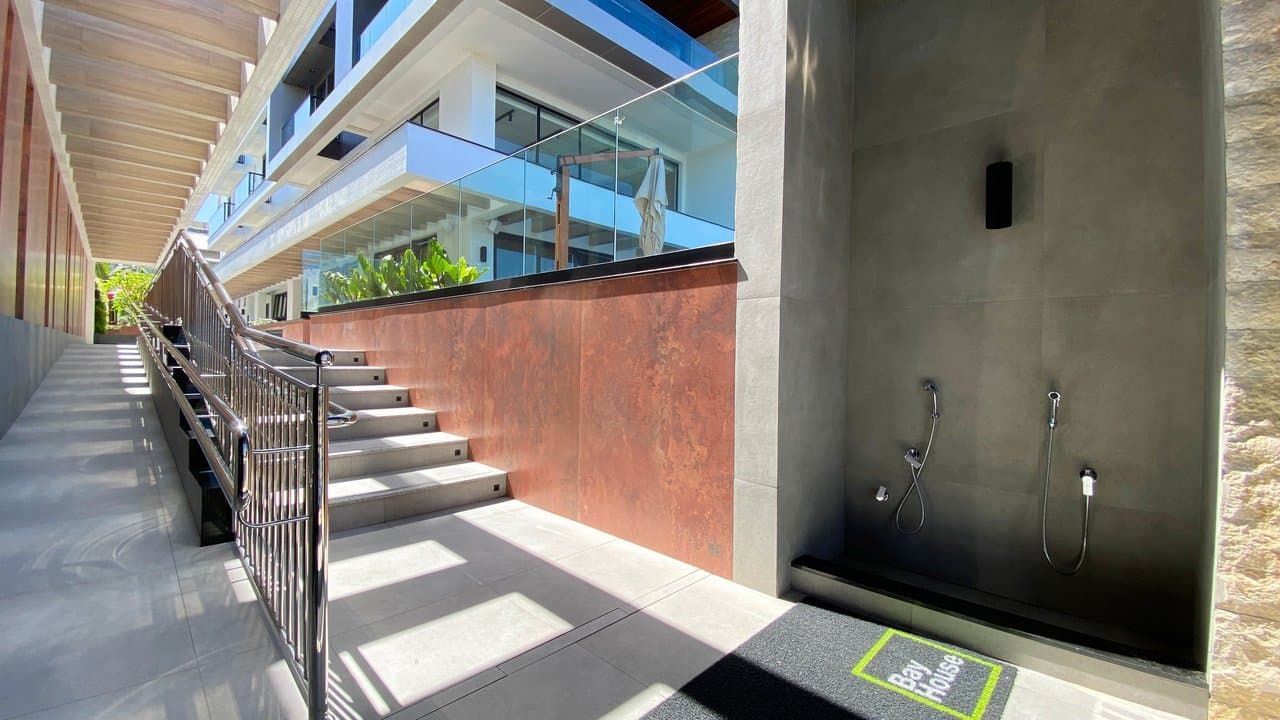 Bay House Residence
