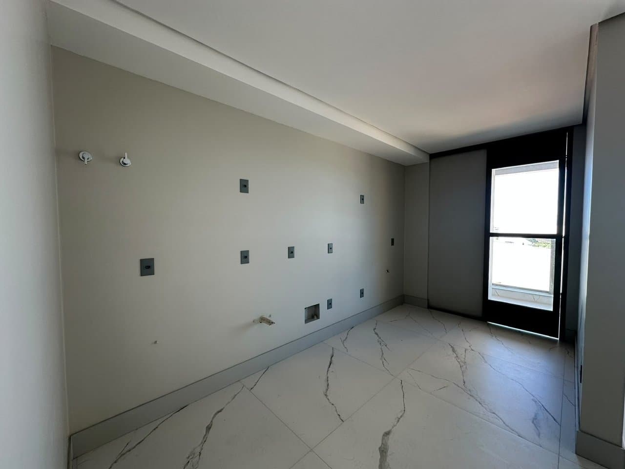 Apartamento de 3 quartos com 3 suítes e 133 m² em Itajaí