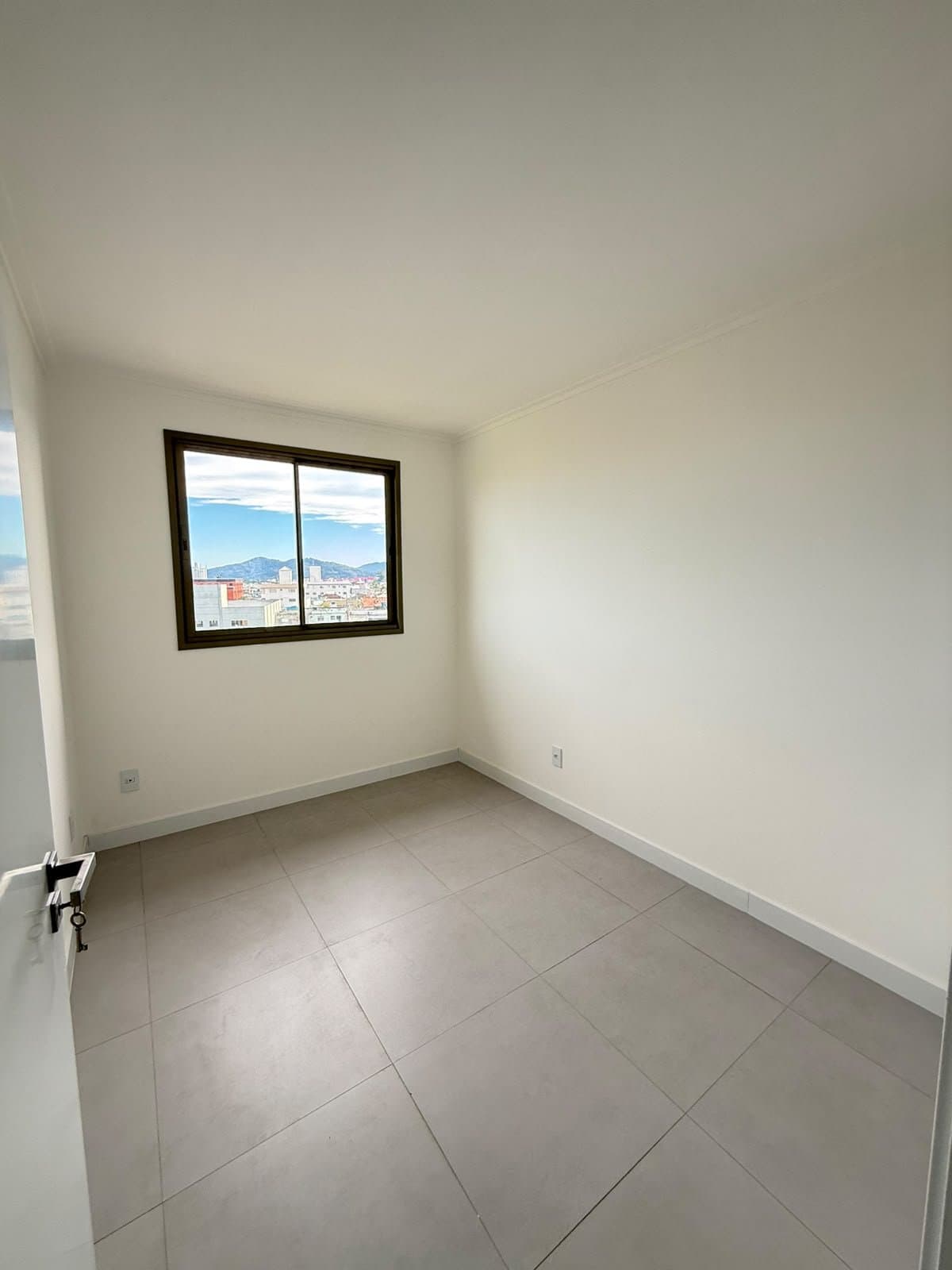 Apartamento de 3 quartos com 1 suíte e 85 m² em Itajaí