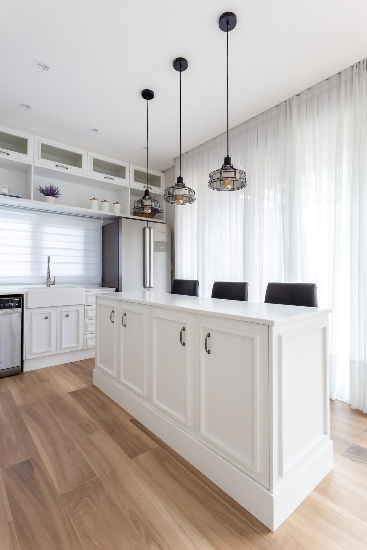 Casa de 4 quartos com 4 suítes e 358 m² em Itajaí