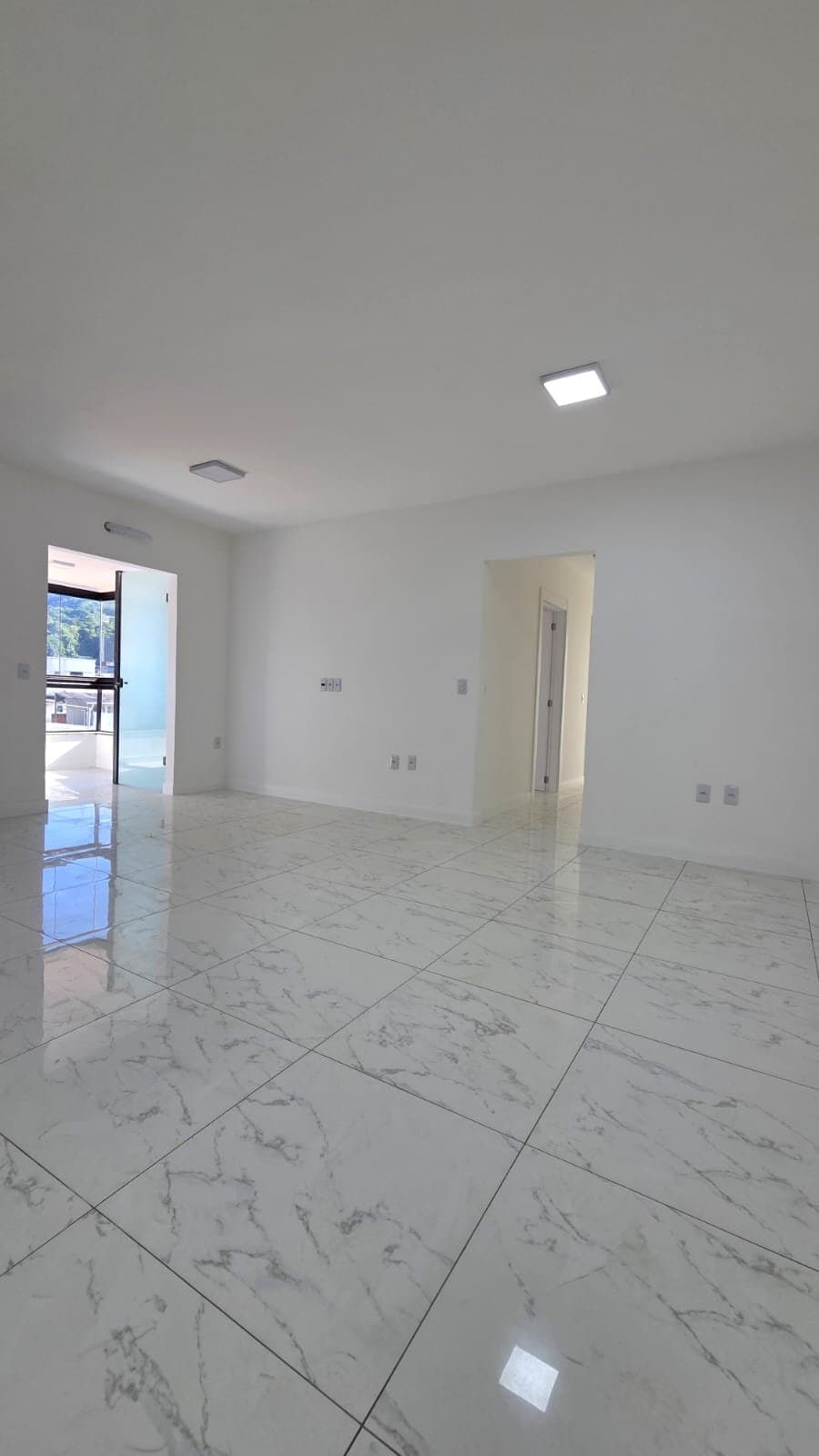 Apartamento de 2 quartos e 85 m² em Itajaí