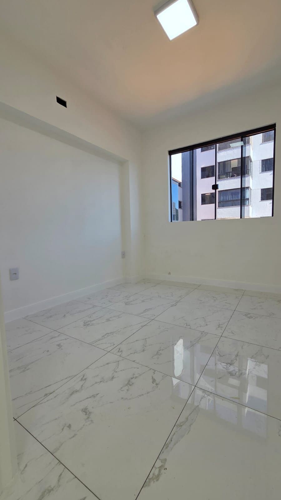 Apartamento de 2 quartos e 85 m² em Itajaí