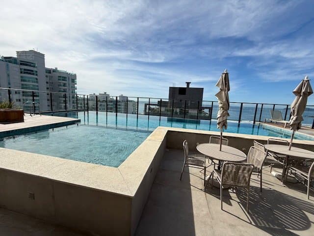 Apartamento de 3 quartos com 3 suítes e 133 m² em Itajaí