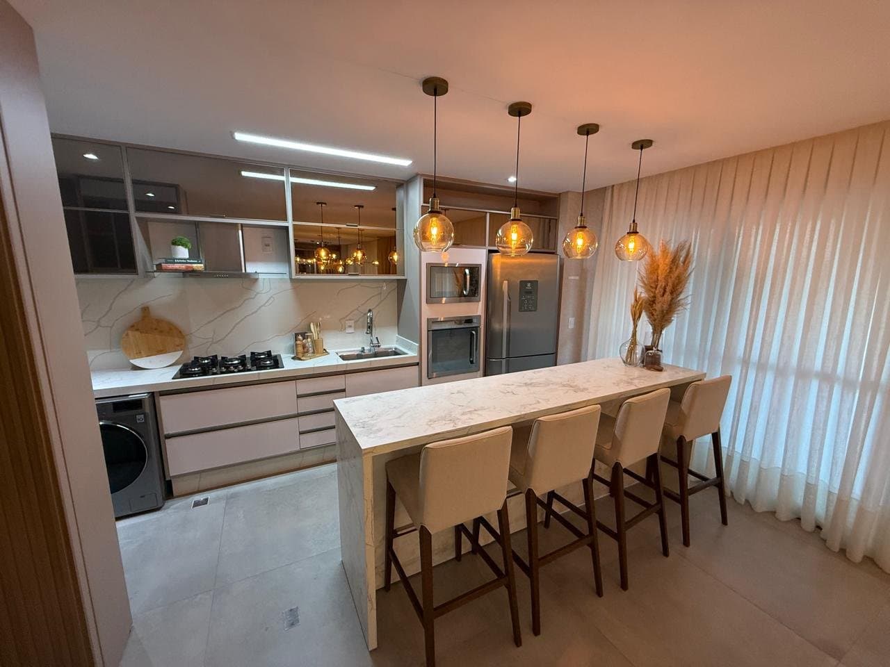 Apartamento de 3 quartos com 3 suítes e 133 m² em Itajaí