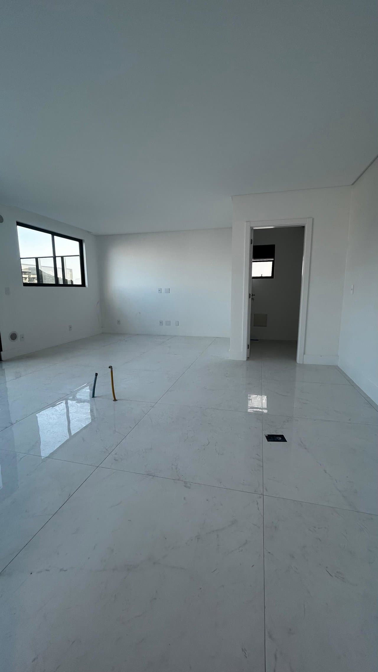 Cobertura de 3 quartos com 3 suítes e 173 m² em Itajaí