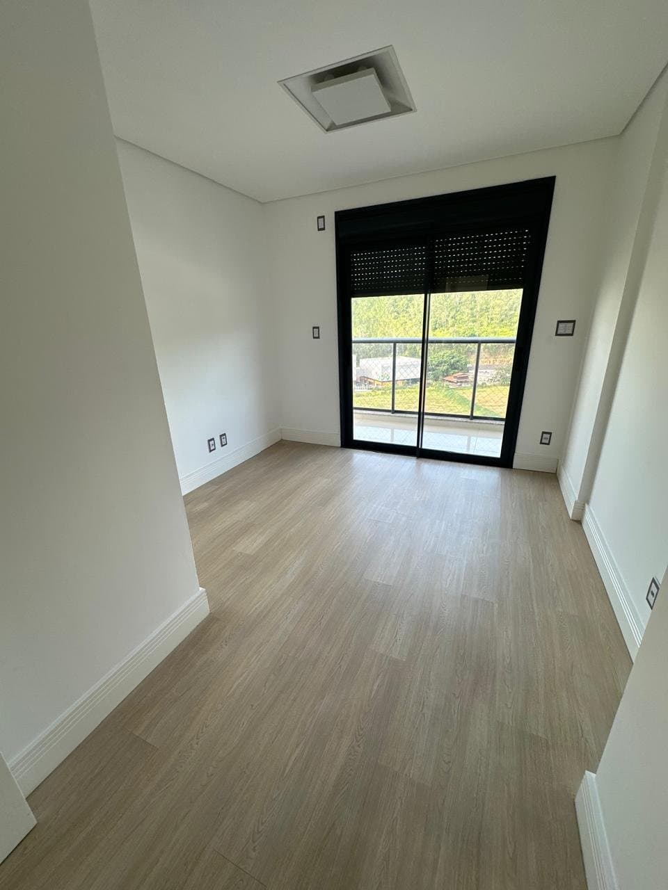 Apartamento de 3 quartos com 1 suíte e 80 m² em Itajaí