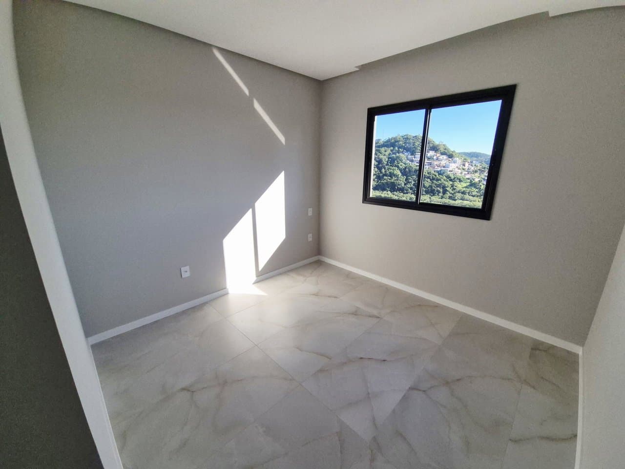 Apartamento de 1 quarto com 1 suíte e 75 m² em Itajaí