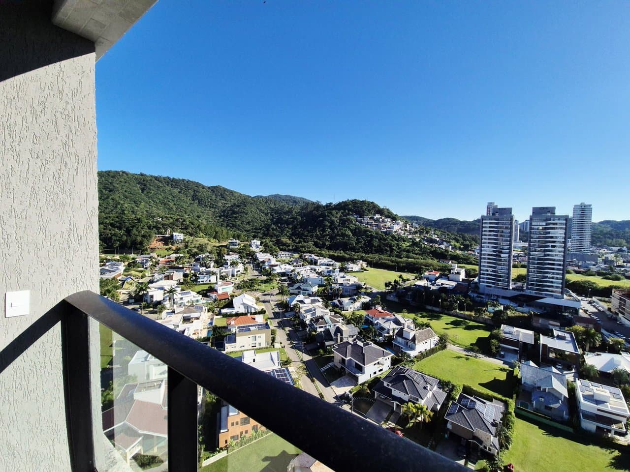Apartamento de 1 quarto com 1 suíte e 75 m² em Itajaí