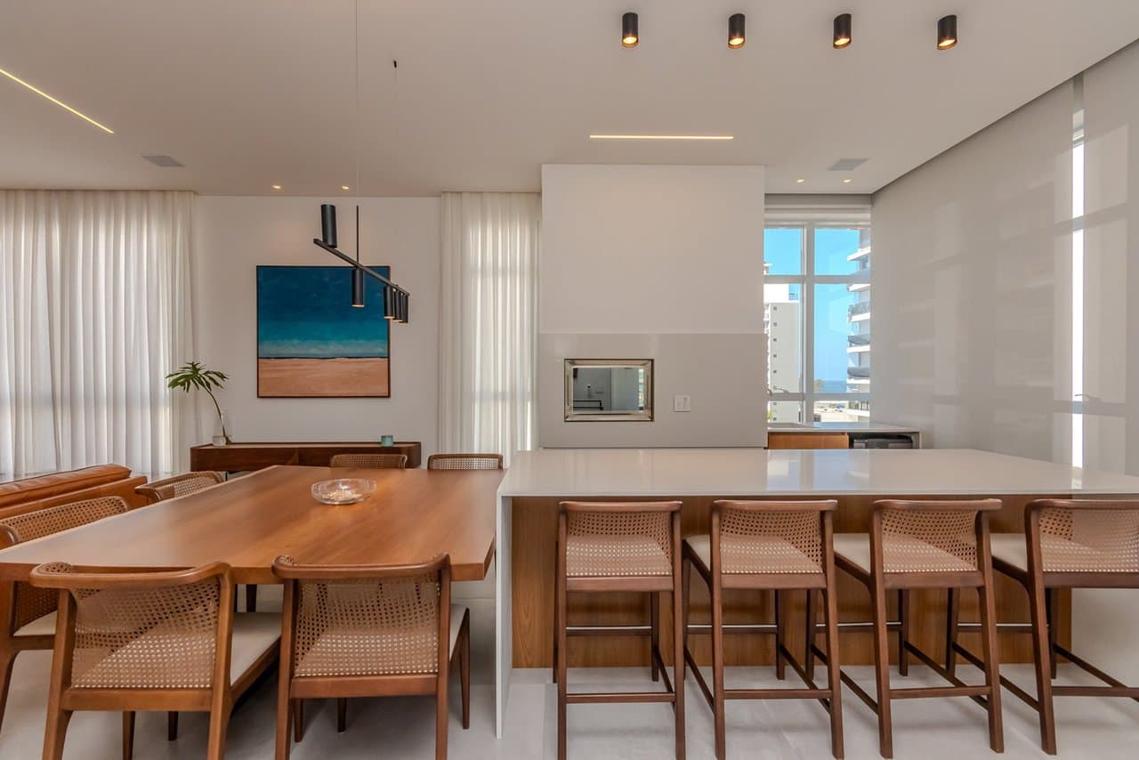 Apartamento de 3 quartos com 3 suítes e 157 m² em Itajaí