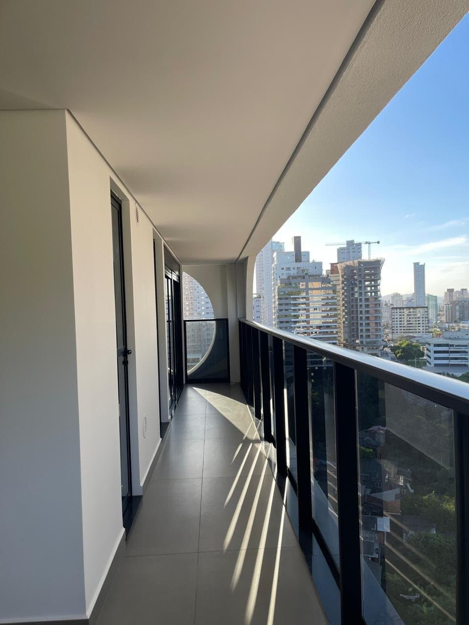 Apartamento de 2 quartos com 2 suítes e 92 m² em Itajaí