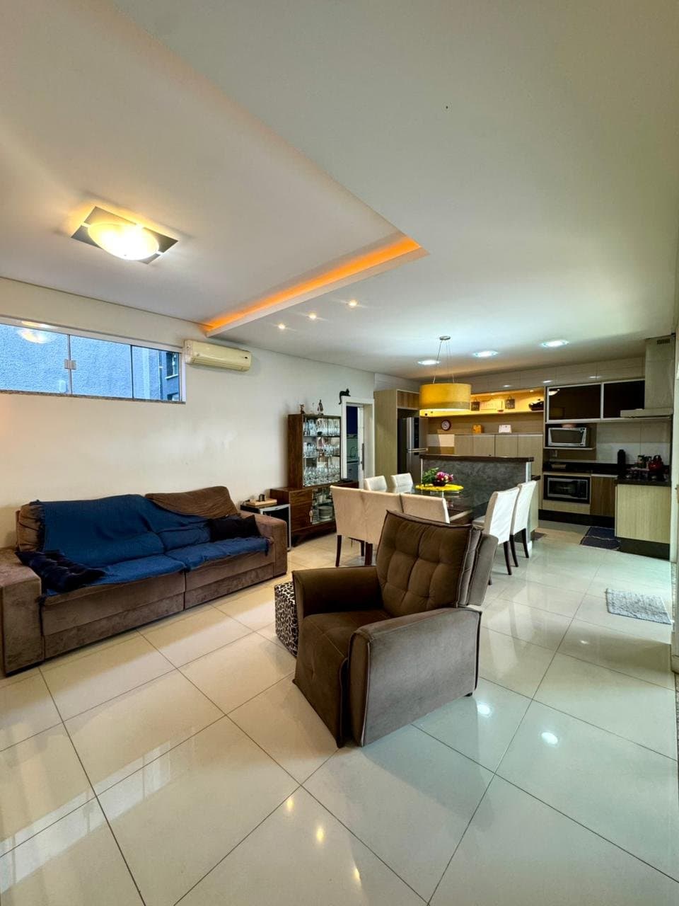Casa de 3 quartos com 1 suíte e 263 m² em Itajaí