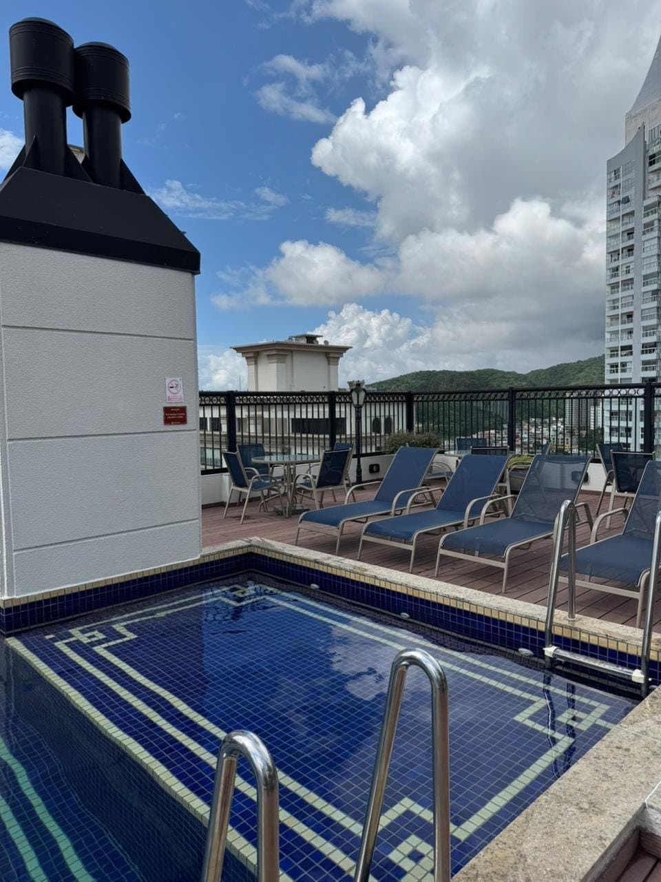 Apartamento de 3 quartos com 1 suíte e 92 m² em Itajaí