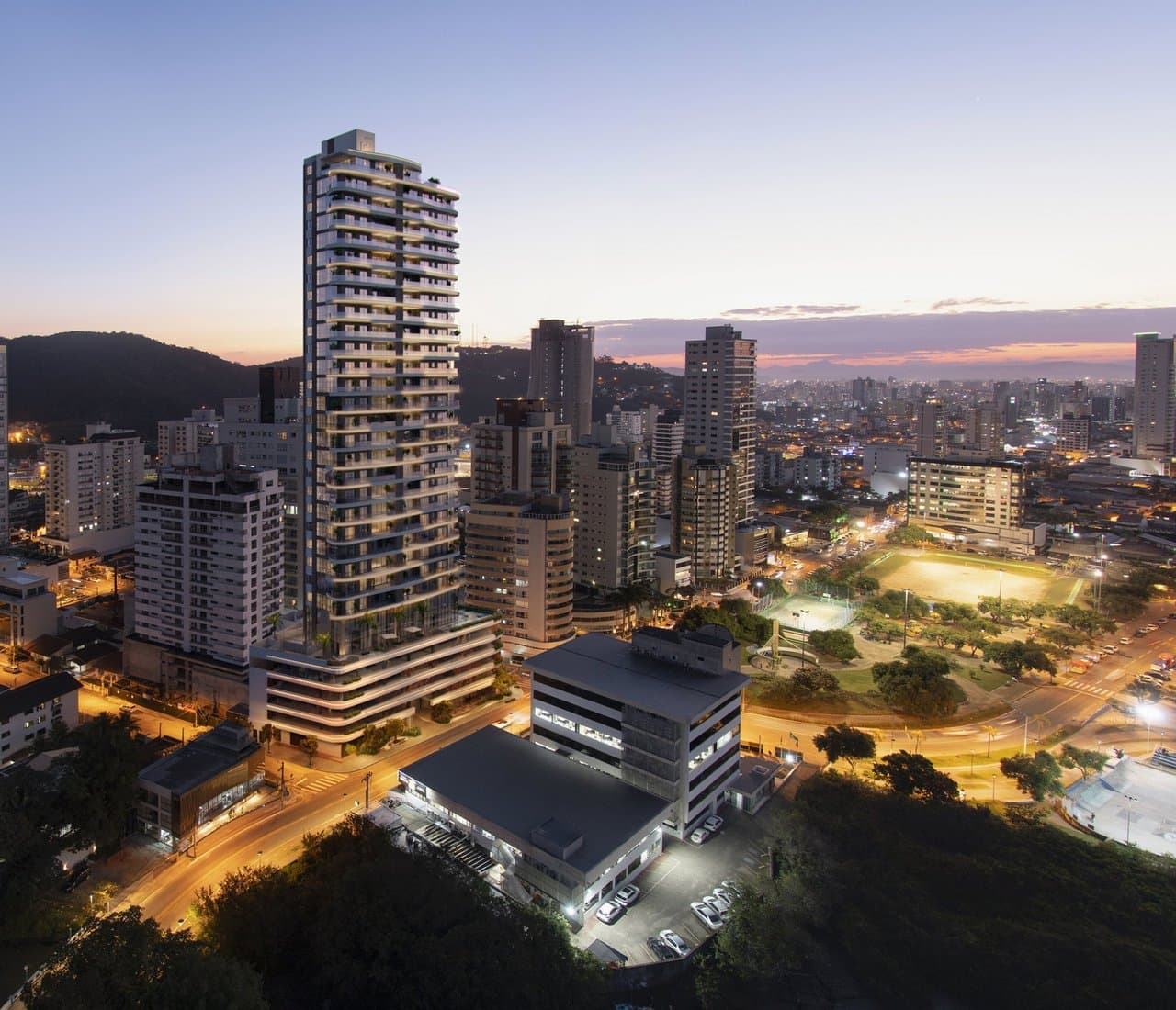 Apartamento de 3 quartos com 3 suítes e 168 m² em Itajaí