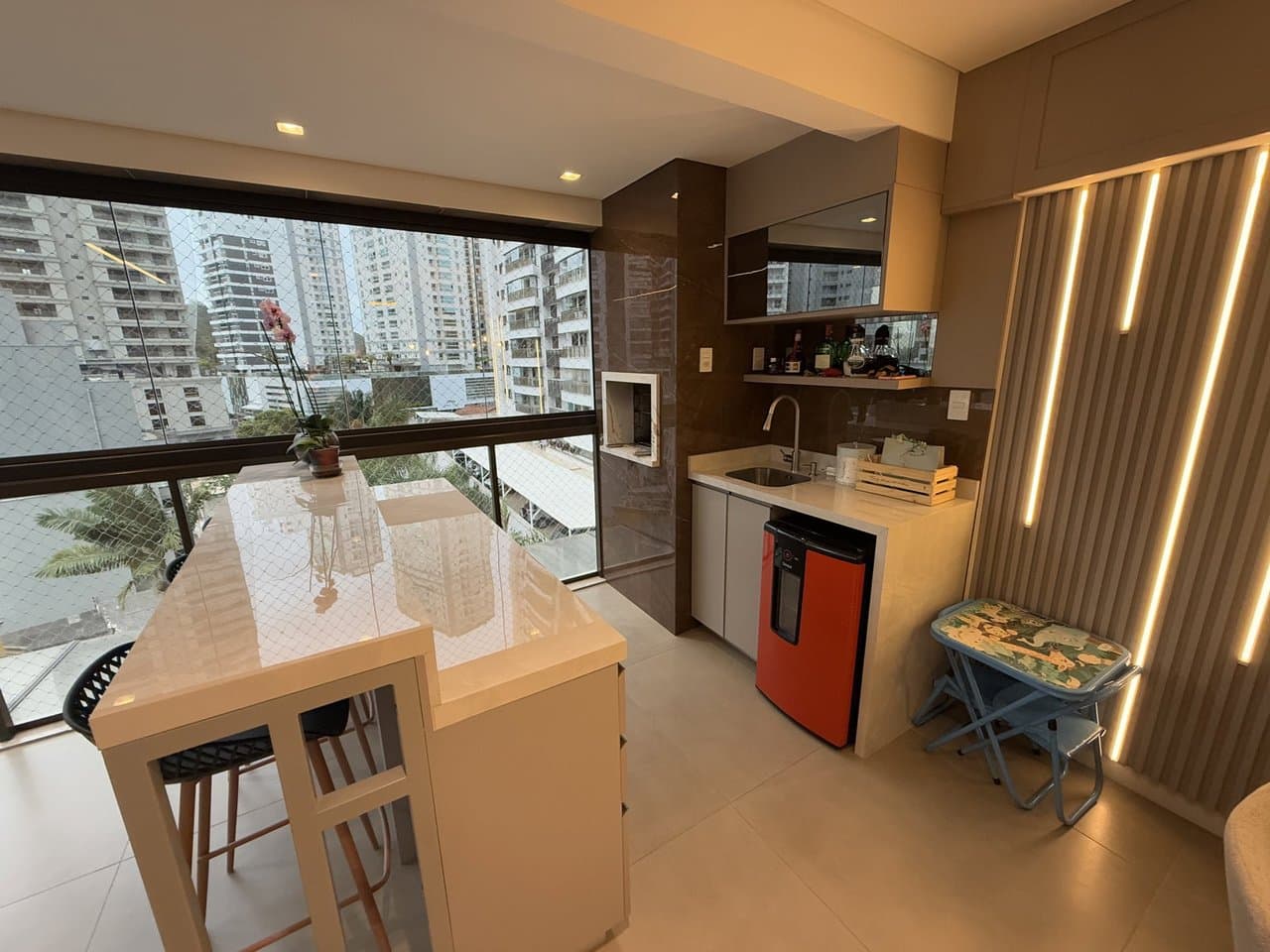 Apartamento de 2 quartos com 1 suíte e 101 m² em Itajaí
