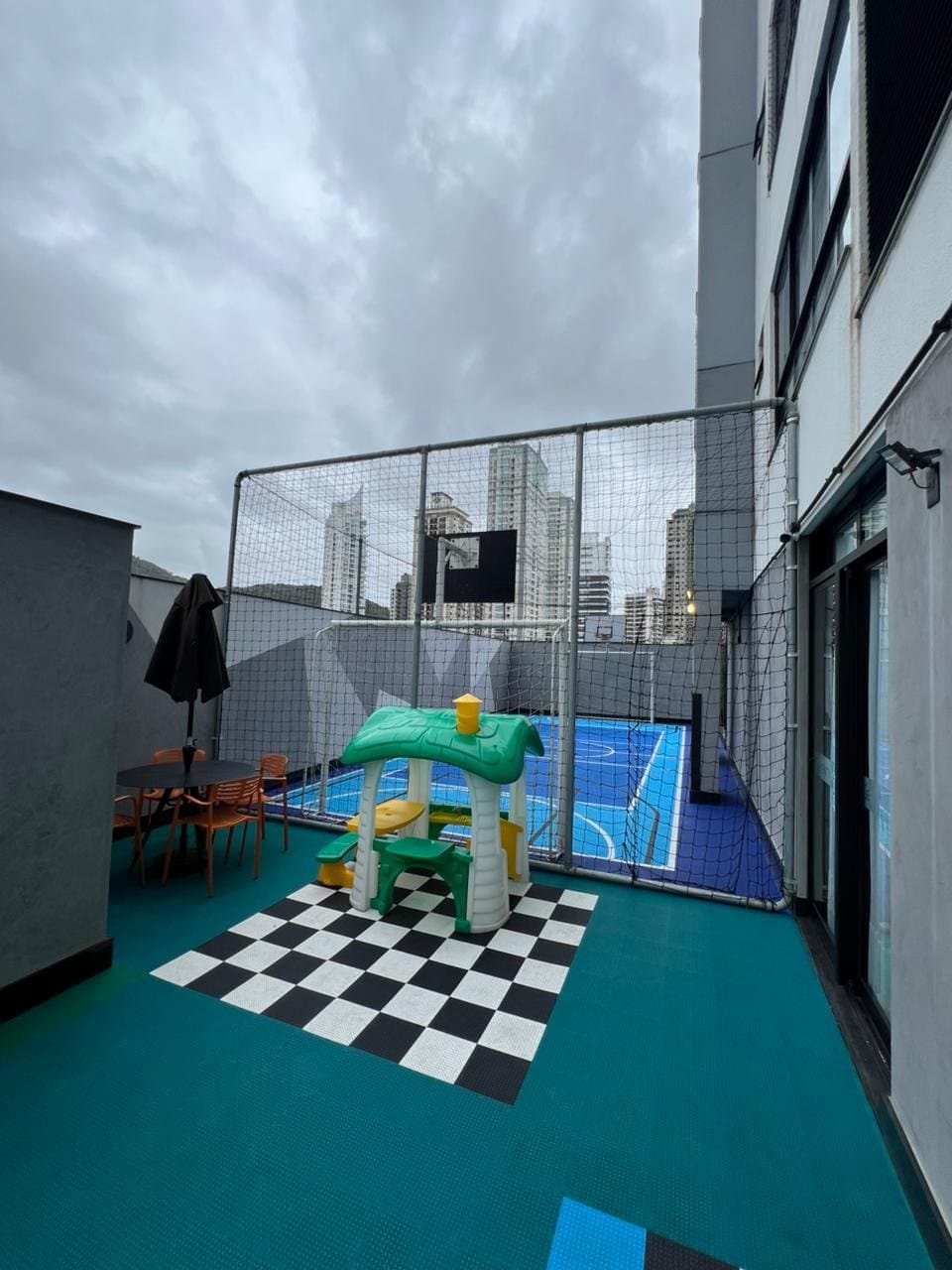Apartamento de 2 quartos com 2 suítes e 76 m² em Itajaí