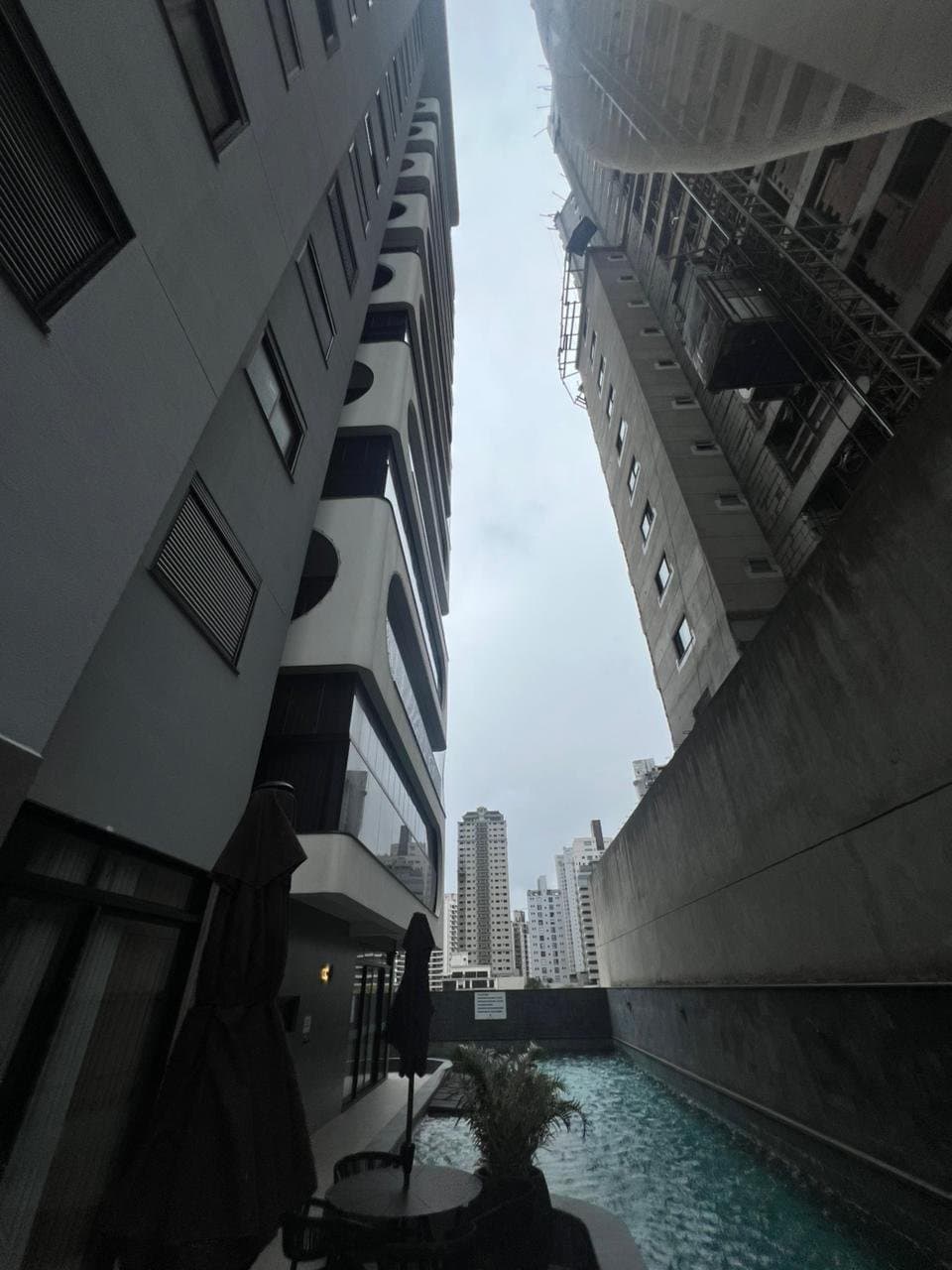 Apartamento de 2 quartos com 2 suítes e 76 m² em Itajaí