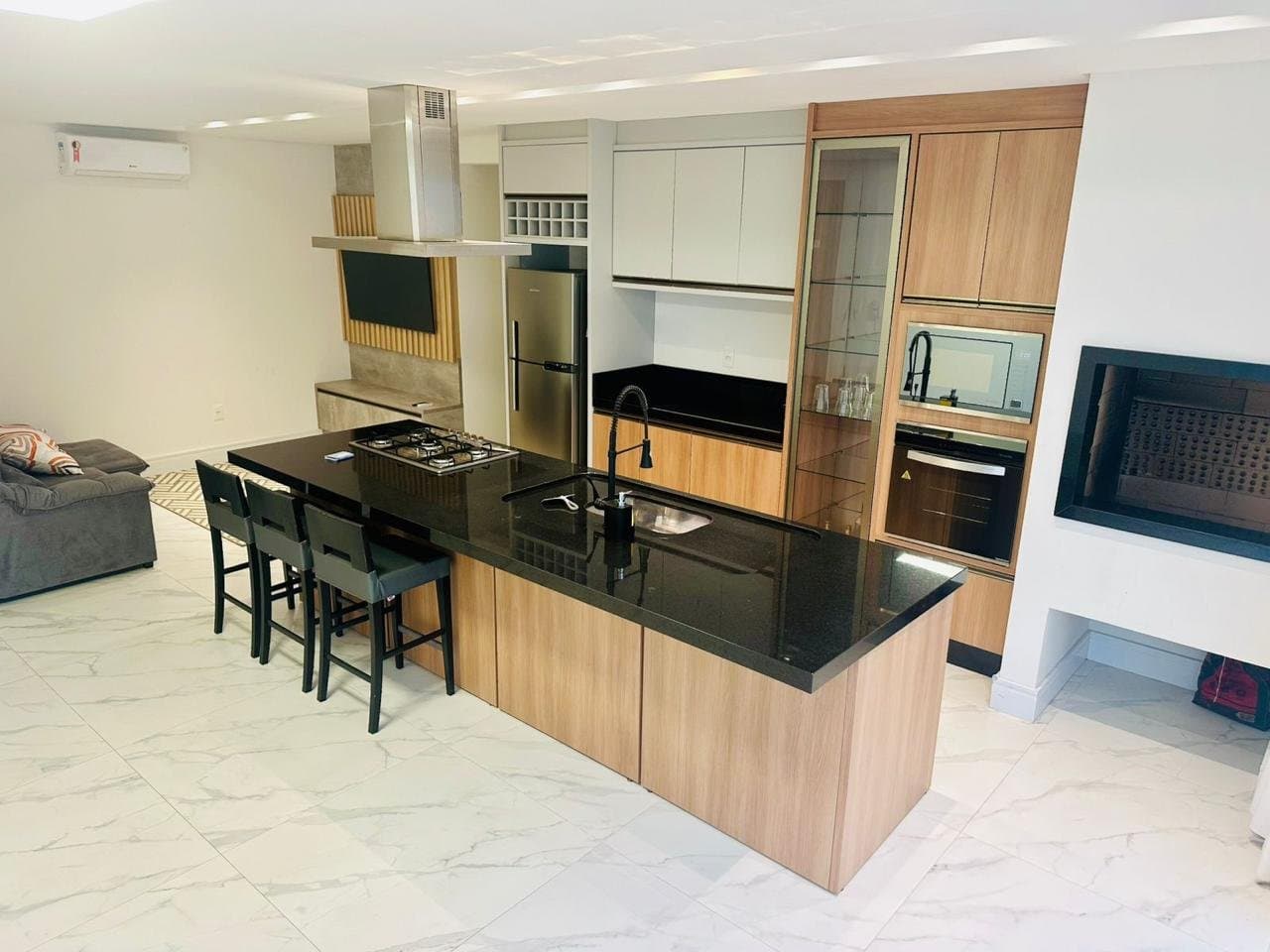 Apartamento de 3 quartos com 3 suítes e 110 m² em Itajaí