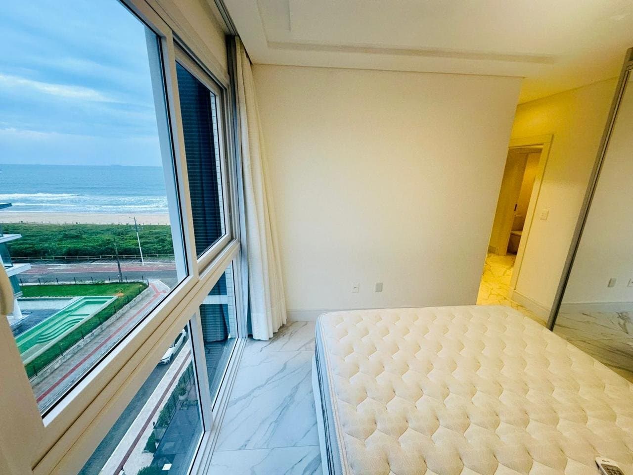 Apartamento de 3 quartos com 3 suítes e 110 m² em Itajaí