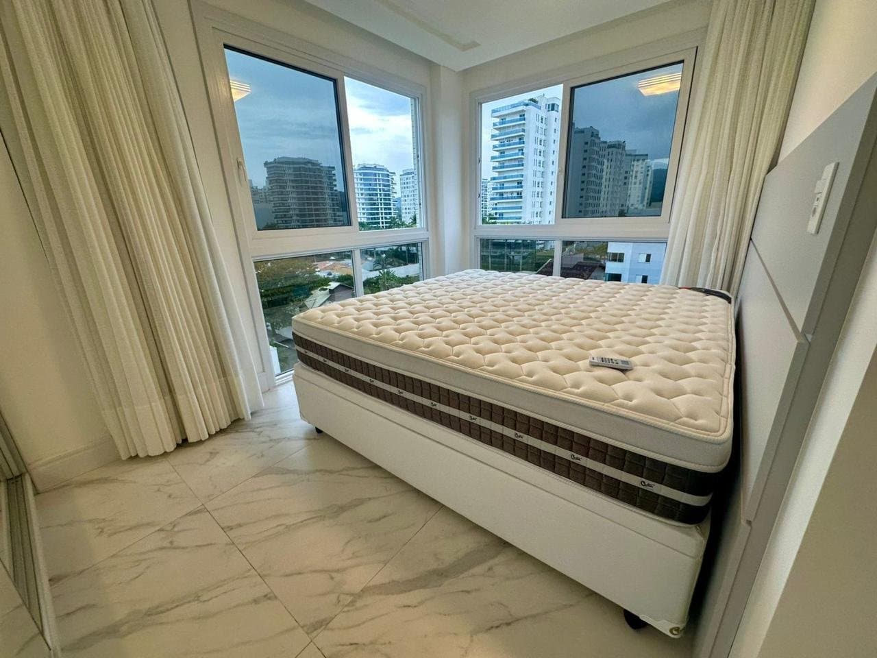 Apartamento de 3 quartos com 3 suítes e 110 m² em Itajaí