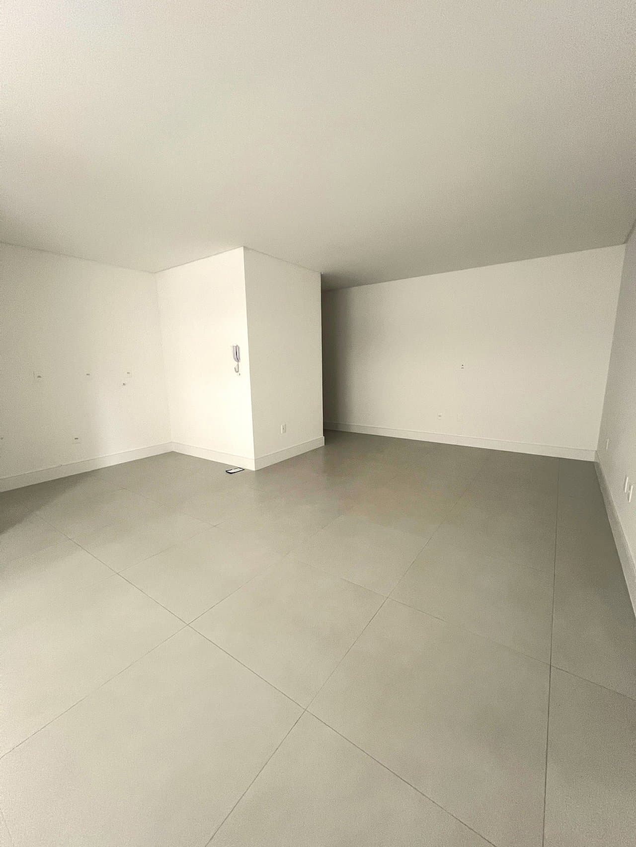 Apartamento de 2 quartos com 2 suítes e 90 m² em Itajaí