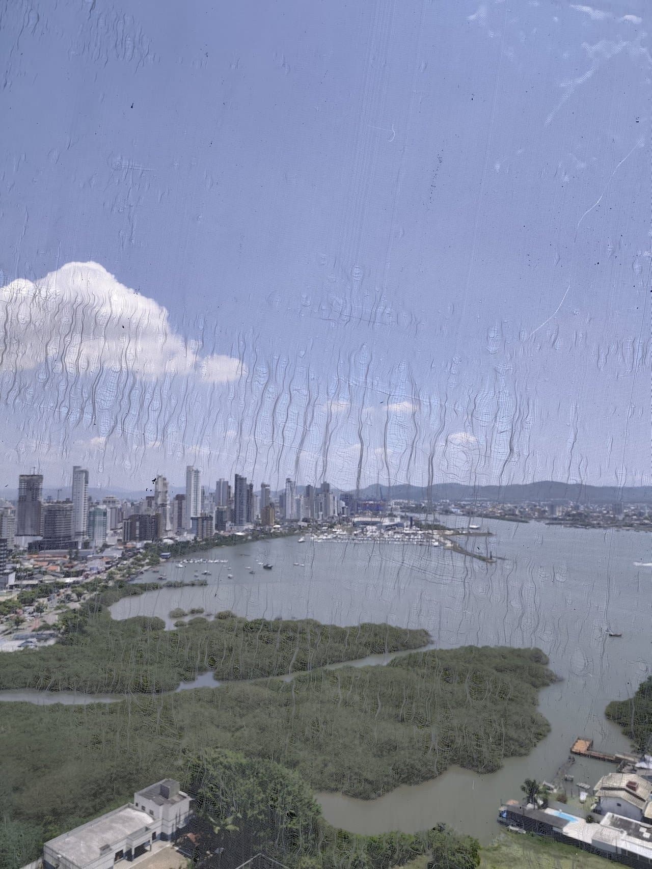 Apartamento de 3 quartos com 3 suítes e 125 m² em Itajaí