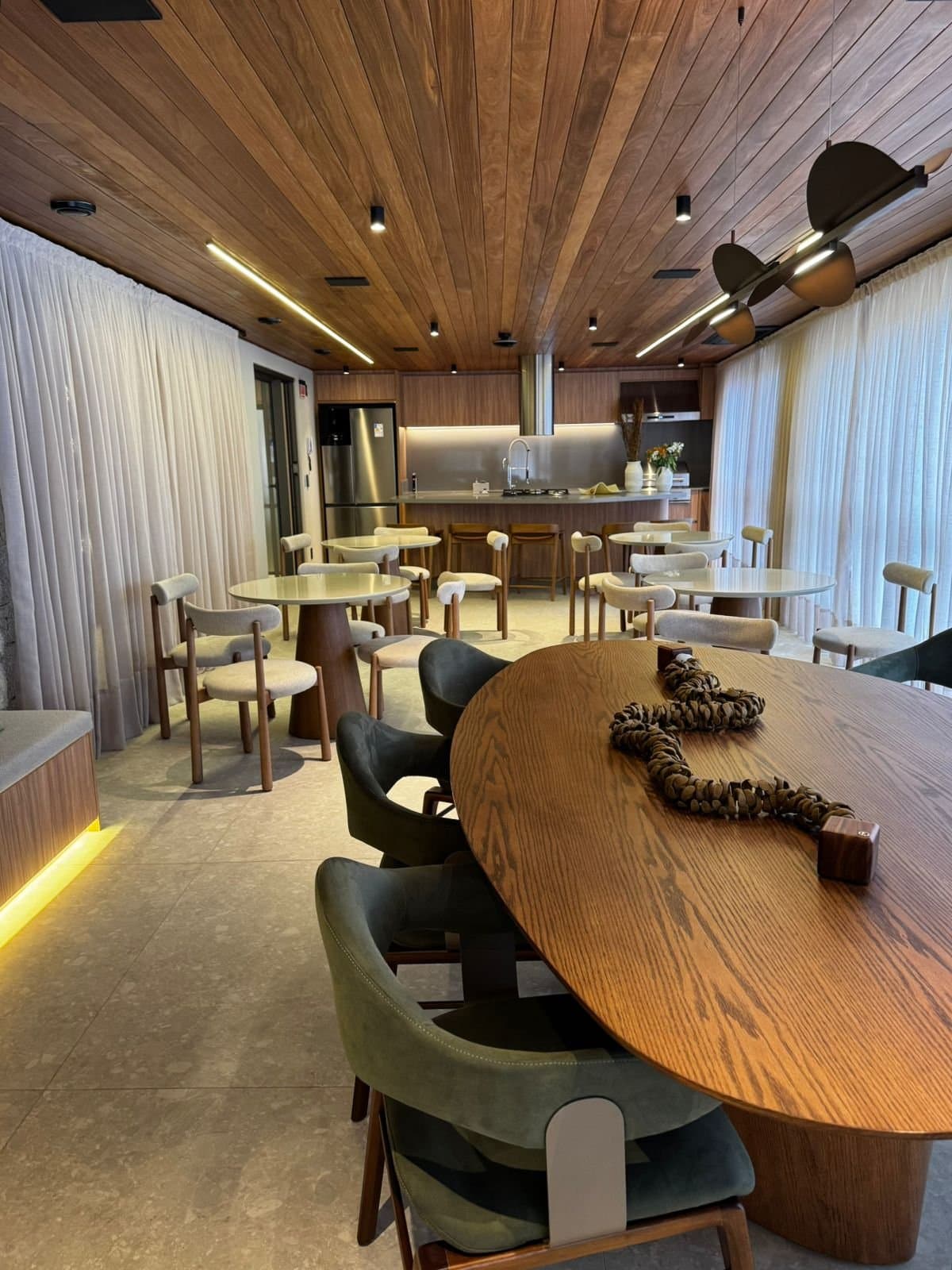 Apartamento de 2 quartos com 2 suítes e 92 m² em Itajaí