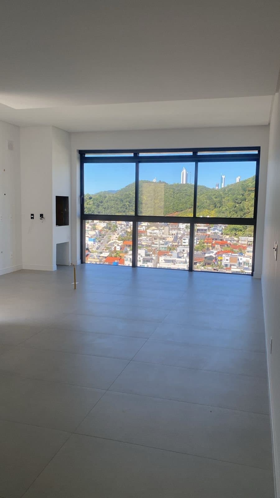 Apartamento de 2 quartos com 2 suítes e 92 m² em Itajaí