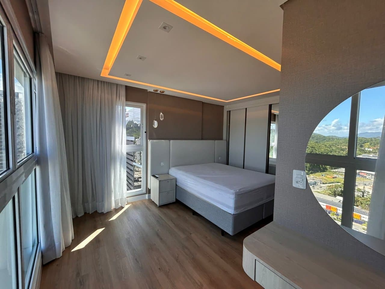 Apartamento de 1 quarto com 1 suíte e 71 m² em Itajaí