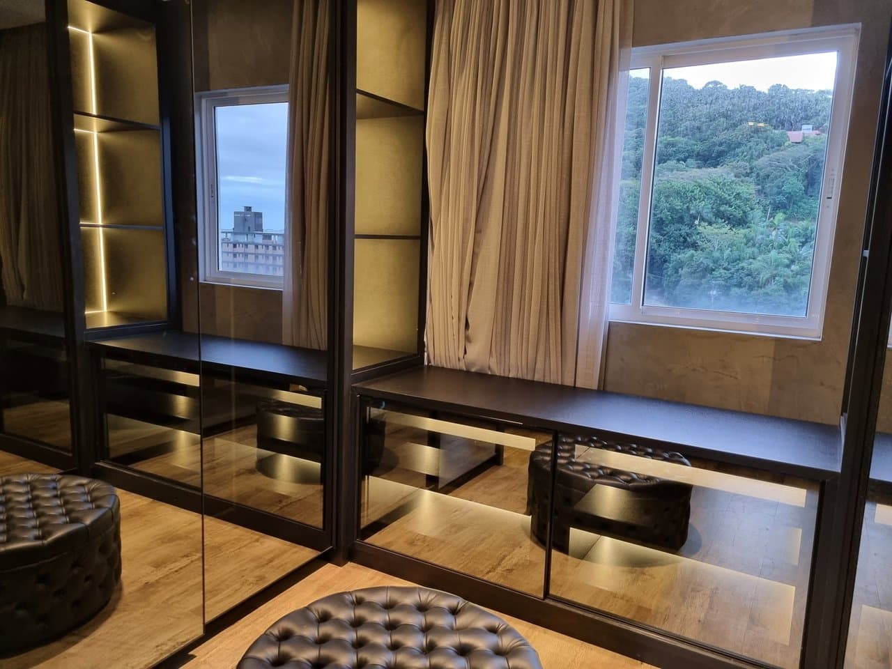 Apartamento de 3 quartos com 3 suítes e 191 m² em Itajaí