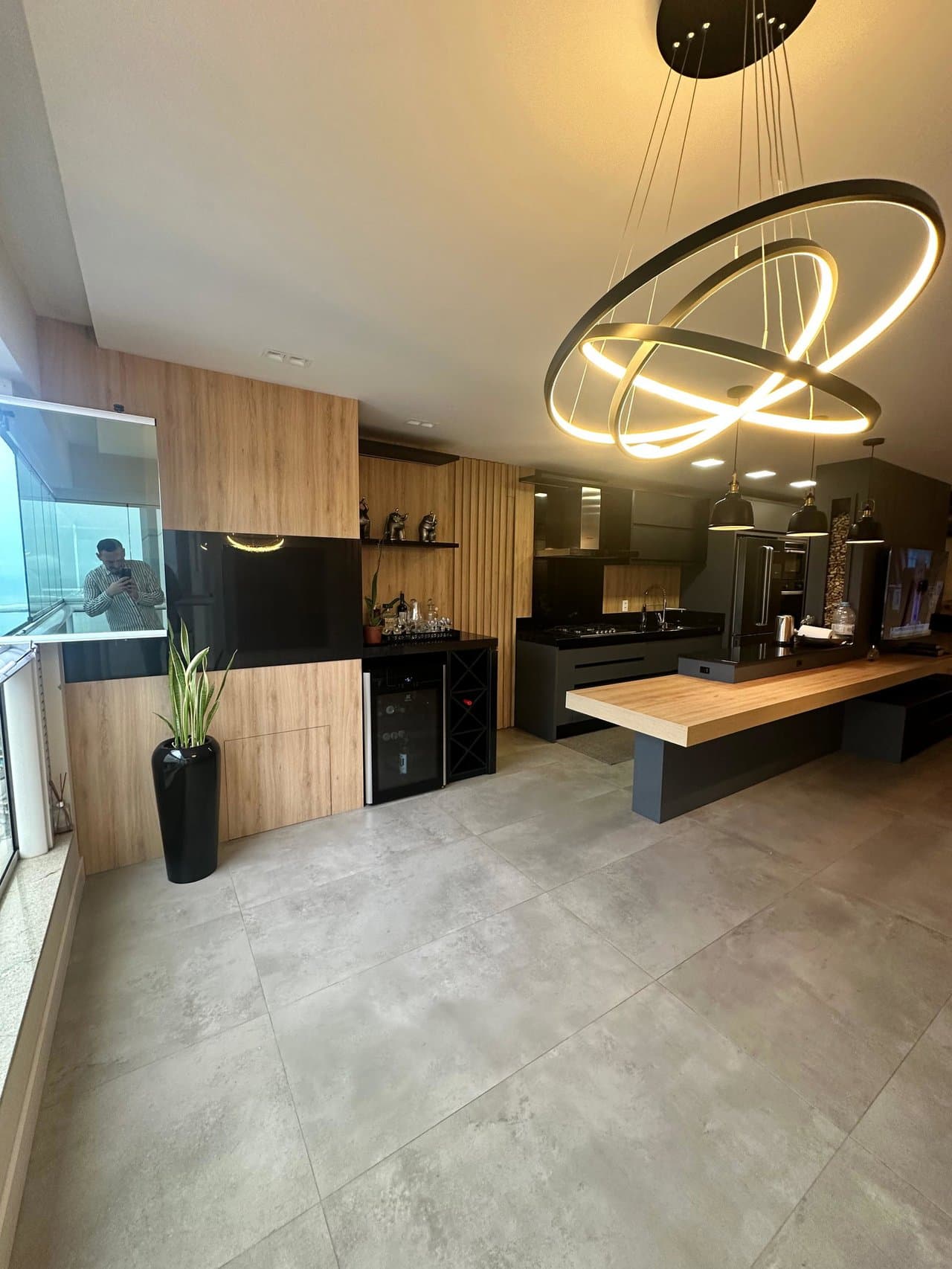 Apartamento de 2 quartos com 2 suítes e 82 m² em Itajaí