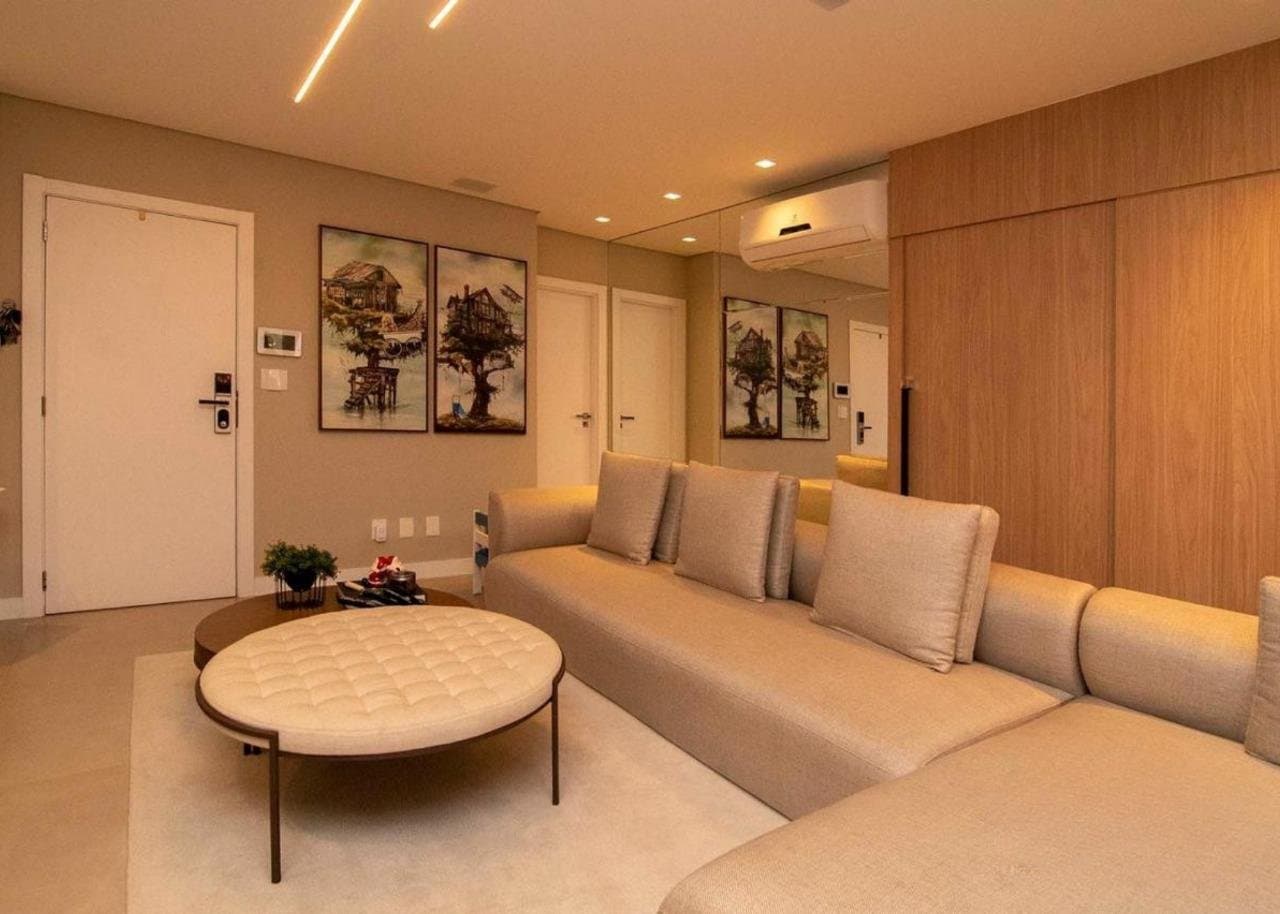Apartamento de 3 quartos com 3 suítes e 130 m² em Itajaí