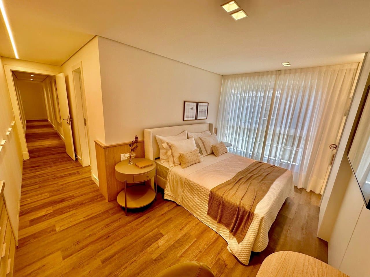 Apartamento de 3 quartos com 3 suítes e 185 m² em Itajaí