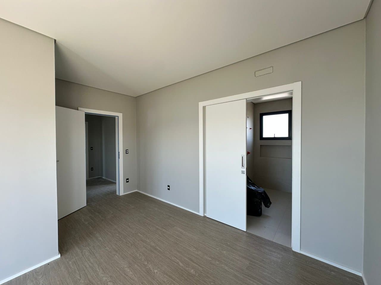 Apartamento de 3 quartos com 3 suítes e 129 m² em Itajaí