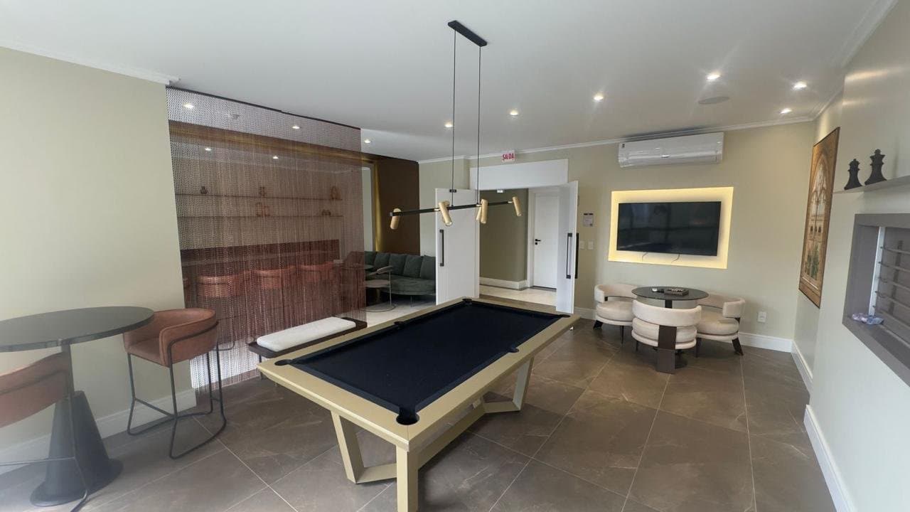 Apartamento de 2 quartos e 81 m² em Itajaí