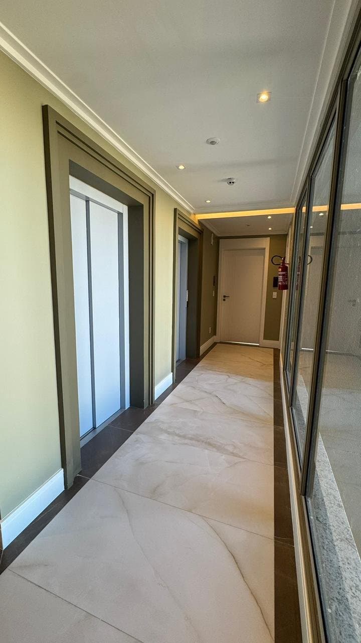 Apartamento de 2 quartos e 81 m² em Itajaí