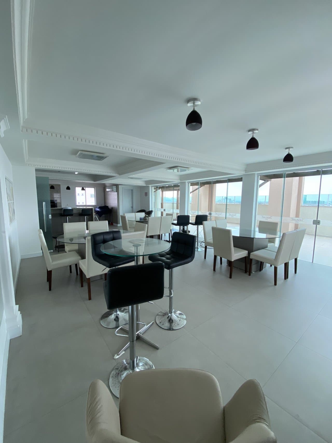 Apartamento de 2 quartos com 1 suíte e 76 m² em Itajaí